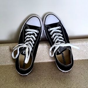 Chuck Taylor Converse All Star Low Tops